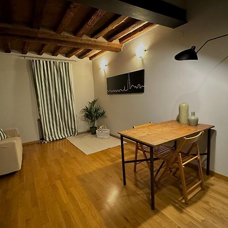 Maison Vert Appartamento In Centro Storico A Modena Buitenkant foto