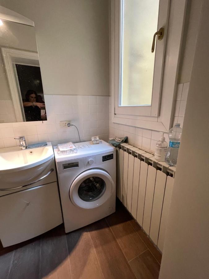 Maison Vert Appartamento In Centro Storico A Modena Buitenkant foto