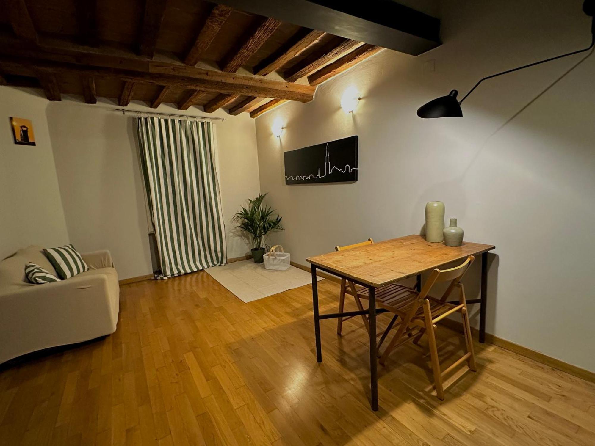 Maison Vert Appartamento In Centro Storico A Modena Buitenkant foto